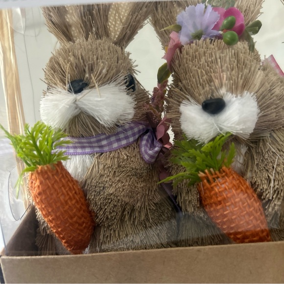 Set of 3 Brown Bunny Figurines with Carrots and Flowers - Picture 6 of 9